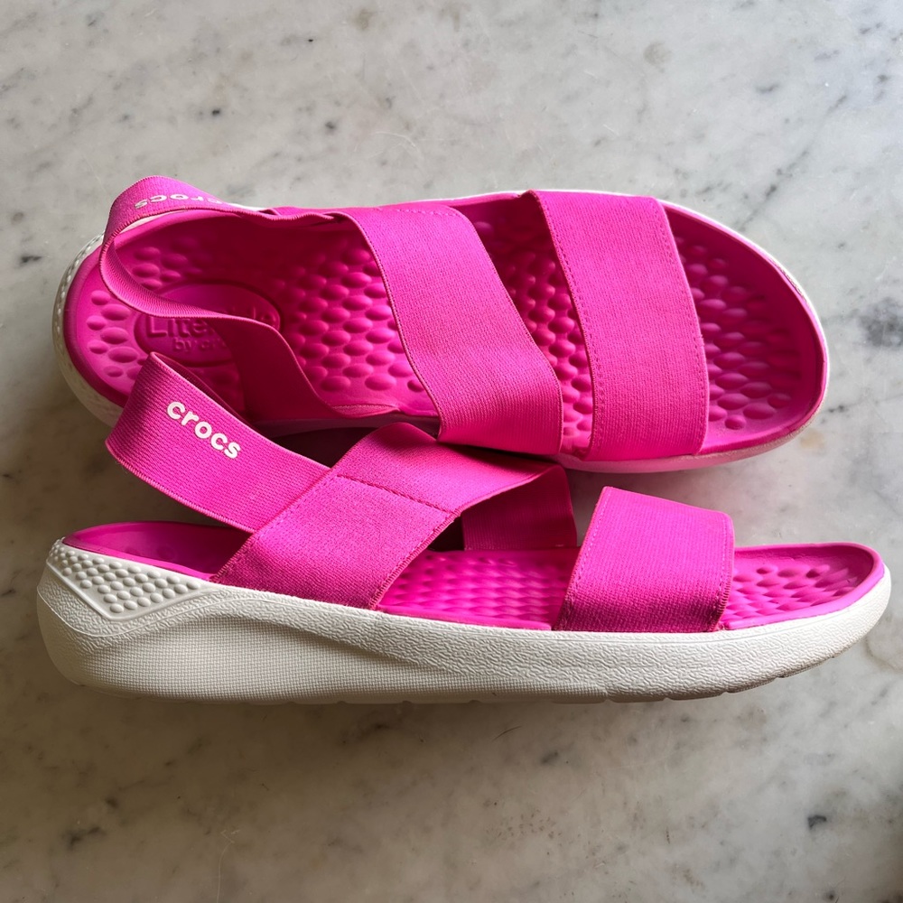 Crocs Women’s LiteRide Stretch Sandals Beach